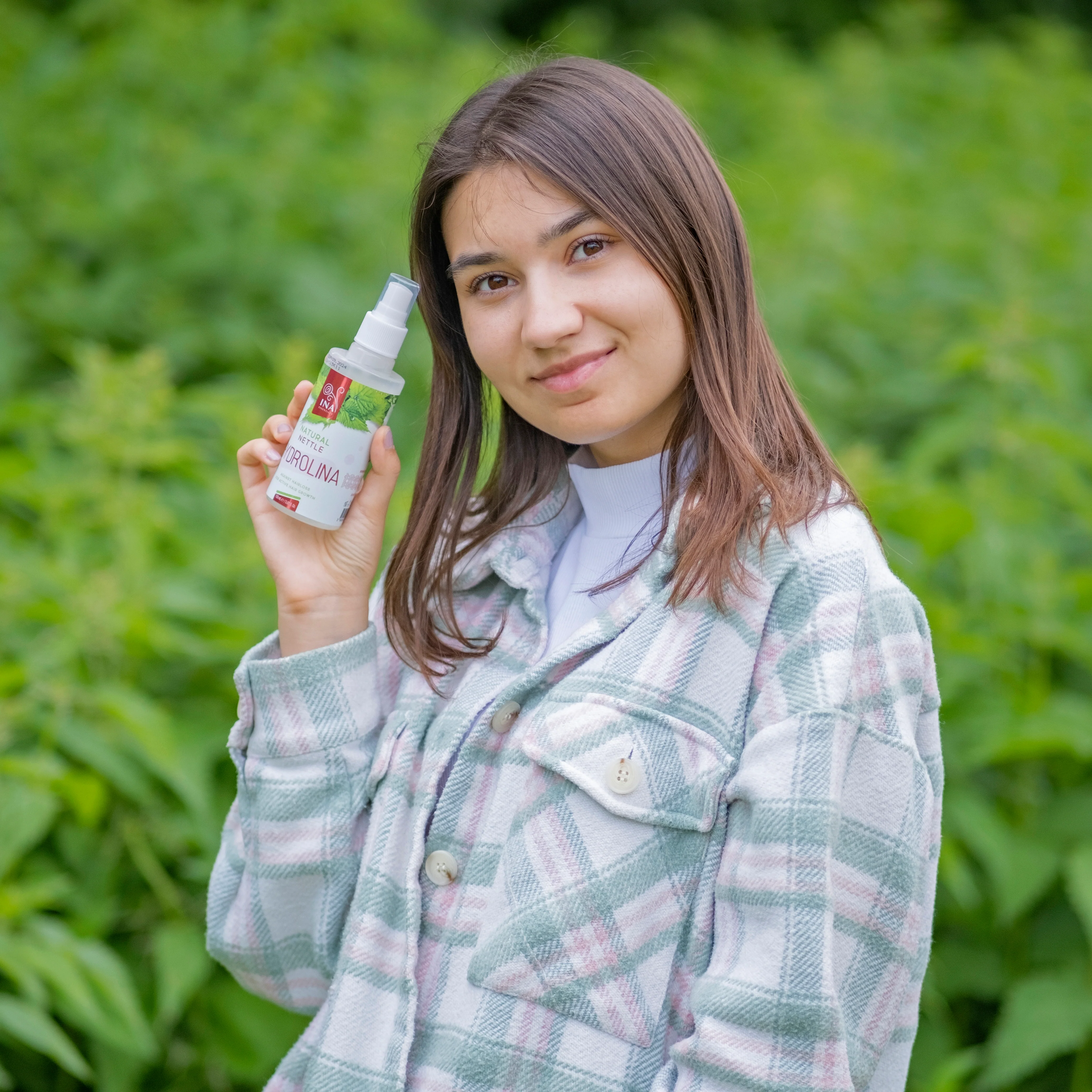 Woda z dzikiej Pokrzywy - Hydrolina - spray do włosów - na Wypadające i Przetłuszczające się włosy - Image 5